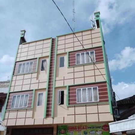 Guest House Taman Sari Syariah Pekanbaru Luaran gambar